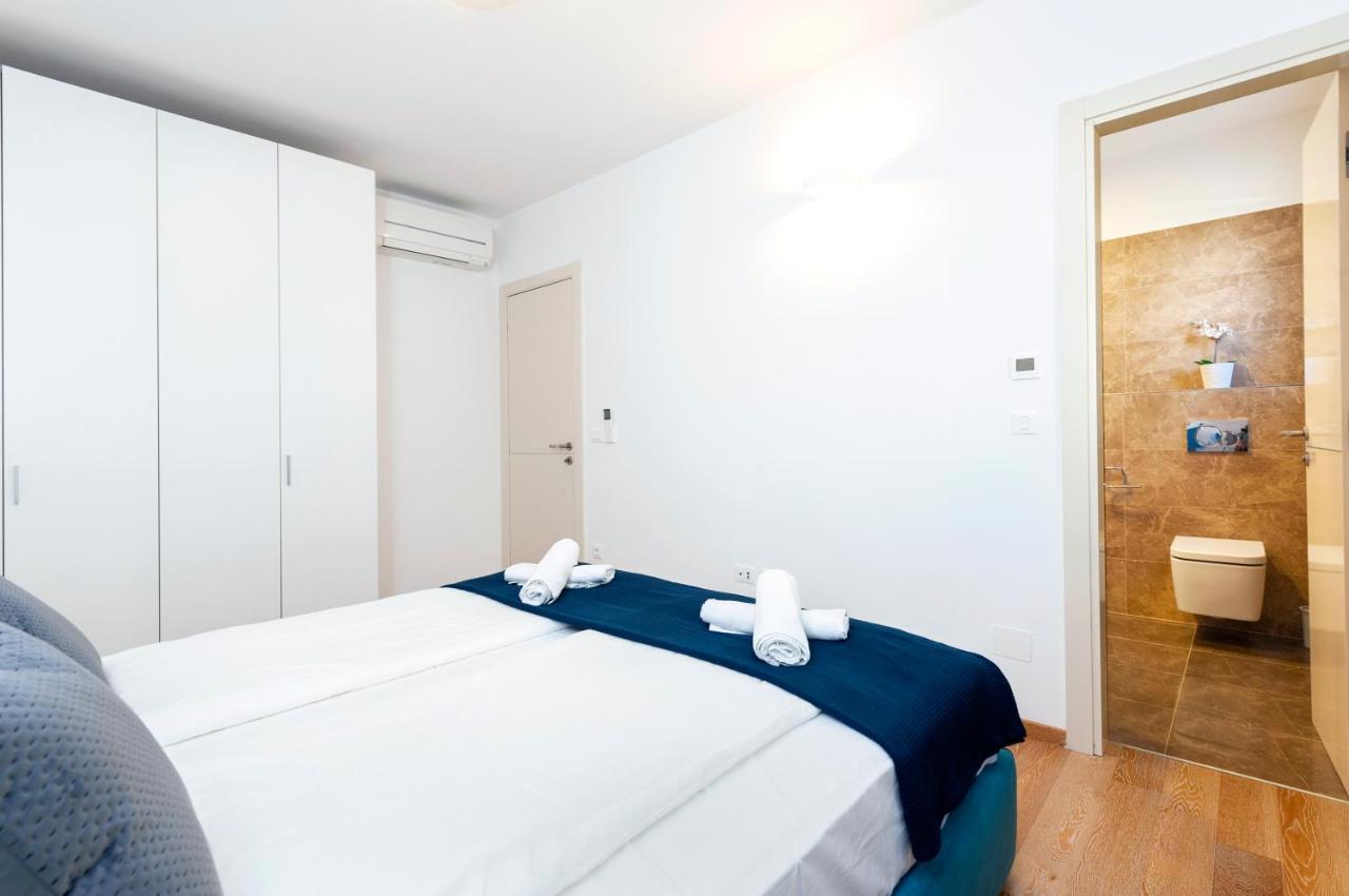Sunny Day - Apartment With Parking Rovinj Exterior photo